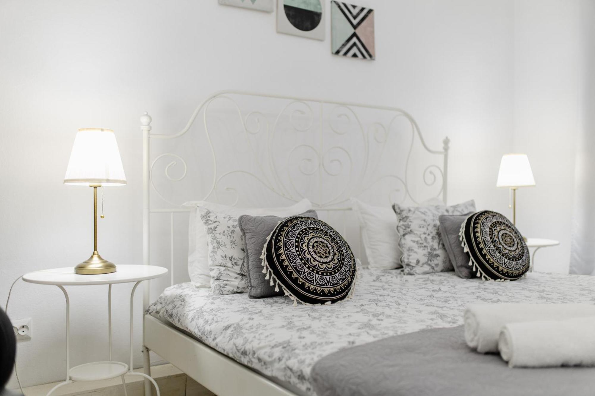 La Maison Blanche Ξενοδοχείο Άλμπα Ιούλια Εξωτερικό φωτογραφία