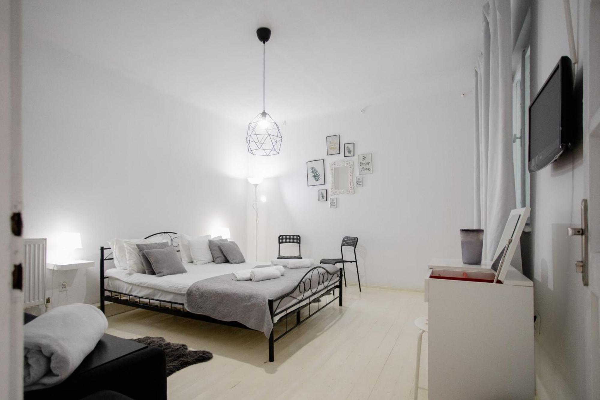 La Maison Blanche Ξενοδοχείο Άλμπα Ιούλια Εξωτερικό φωτογραφία
